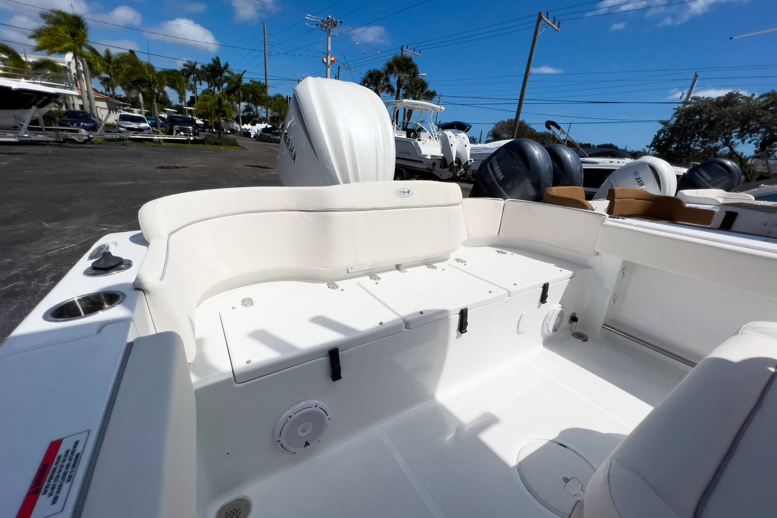 New 2023 Sea Hunt Ultra 239 SE #0134 image 6