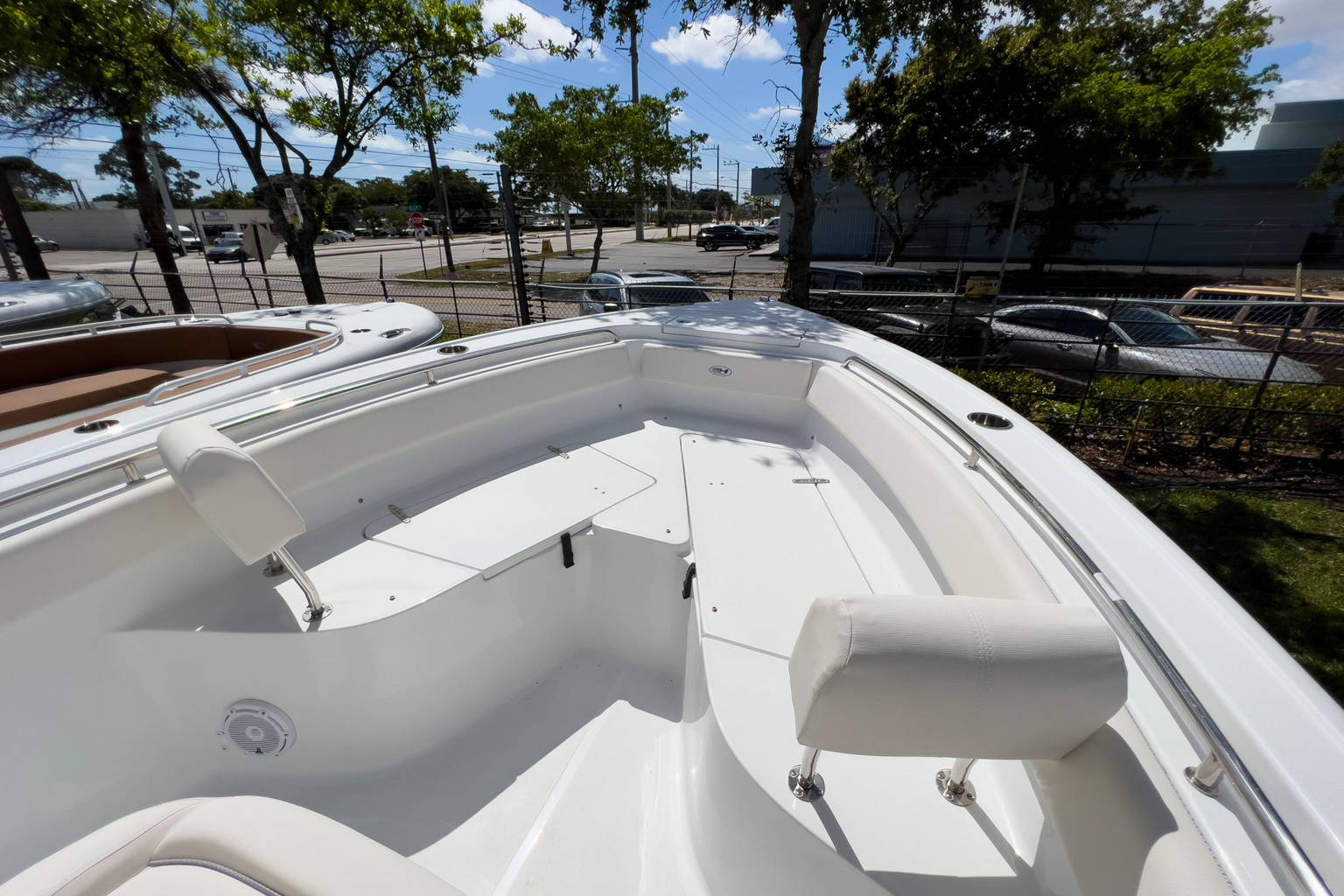 New 2023 Sea Hunt Ultra 239 SE #0134 image 9