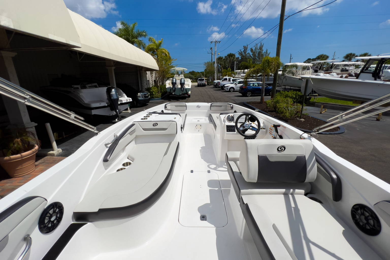 New 2023 Hurricane SunDeck Sport OB SS 205 OB #0080 image 9