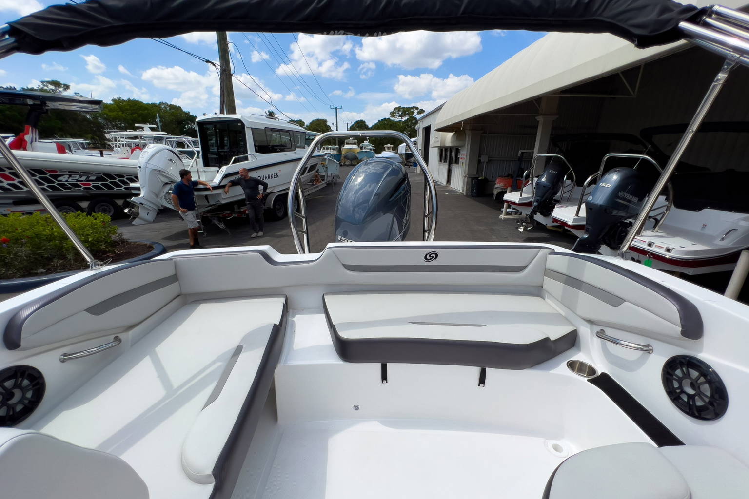 New 2023 Hurricane SunDeck Sport OB SS 205 OB #0080 image 12