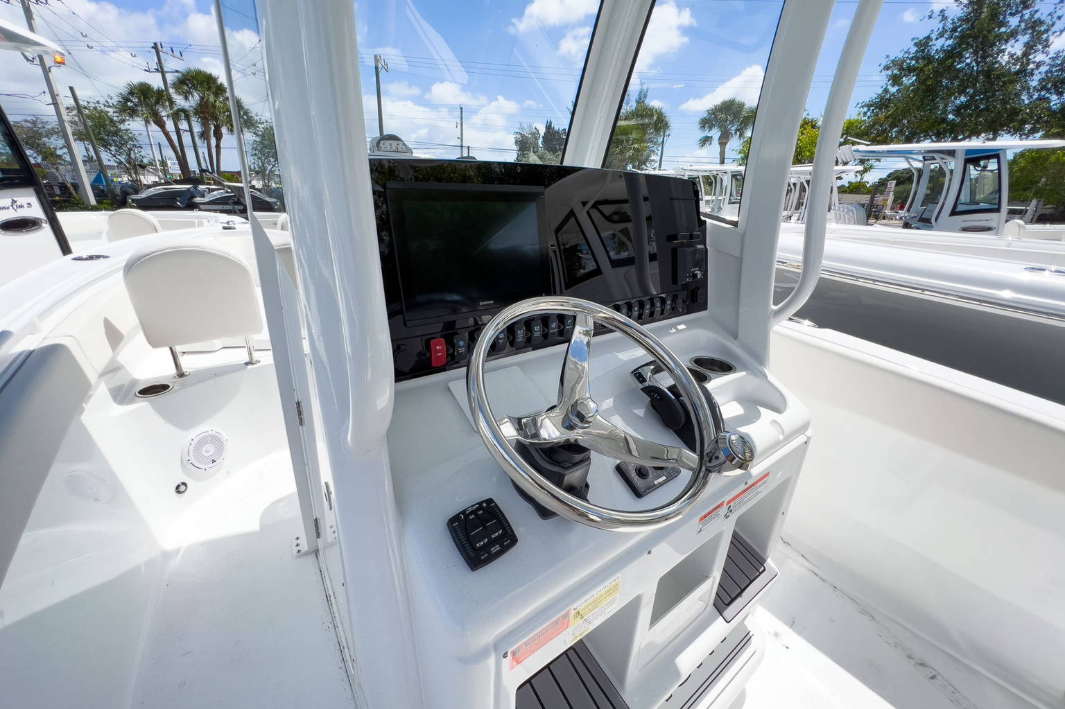 Alternative image of Sea Hunt Ultra 255 SE in West Palm Beach, FL
