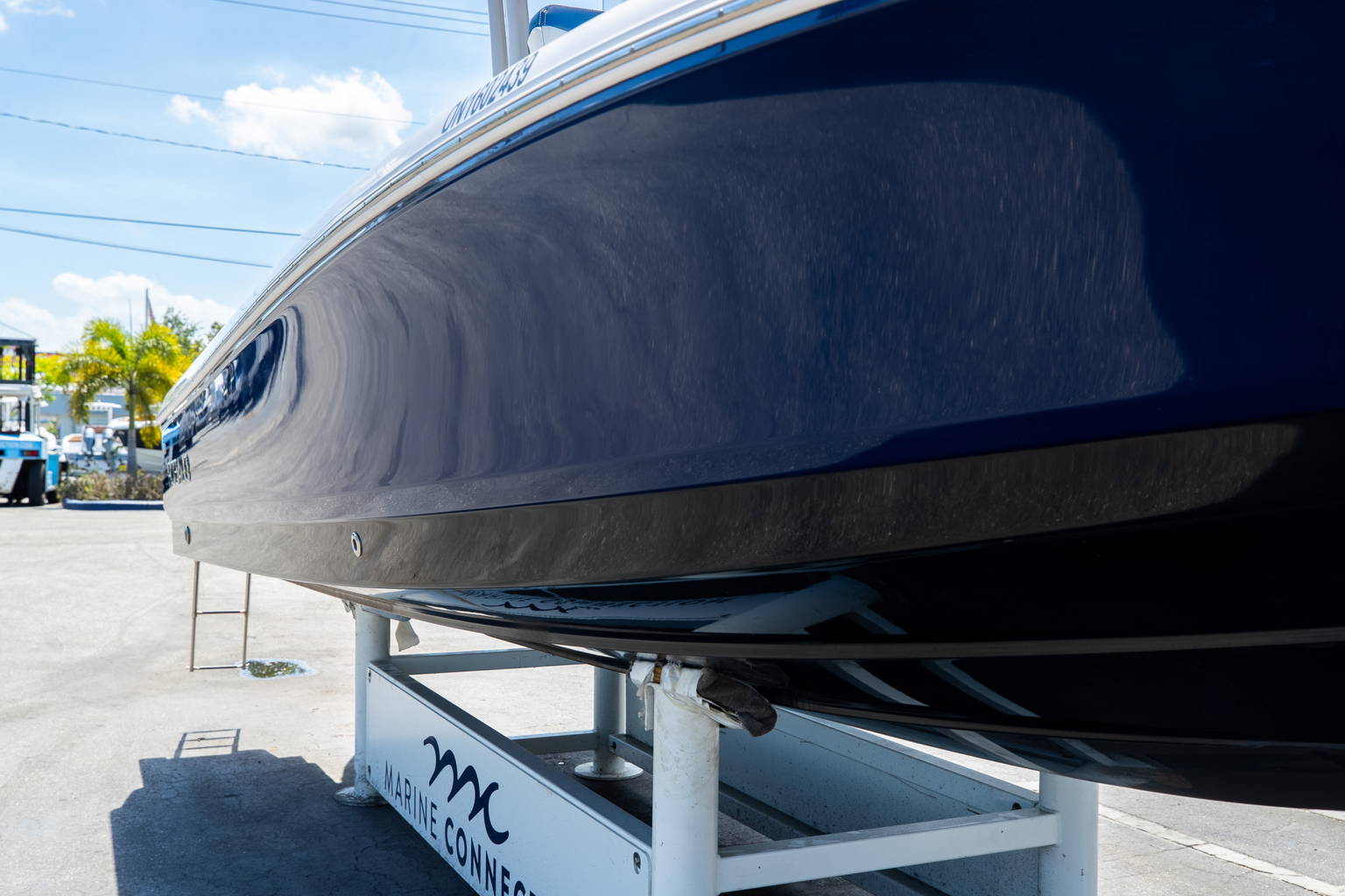 Used 2018 Robalo 226 Cayman #0190 image 3