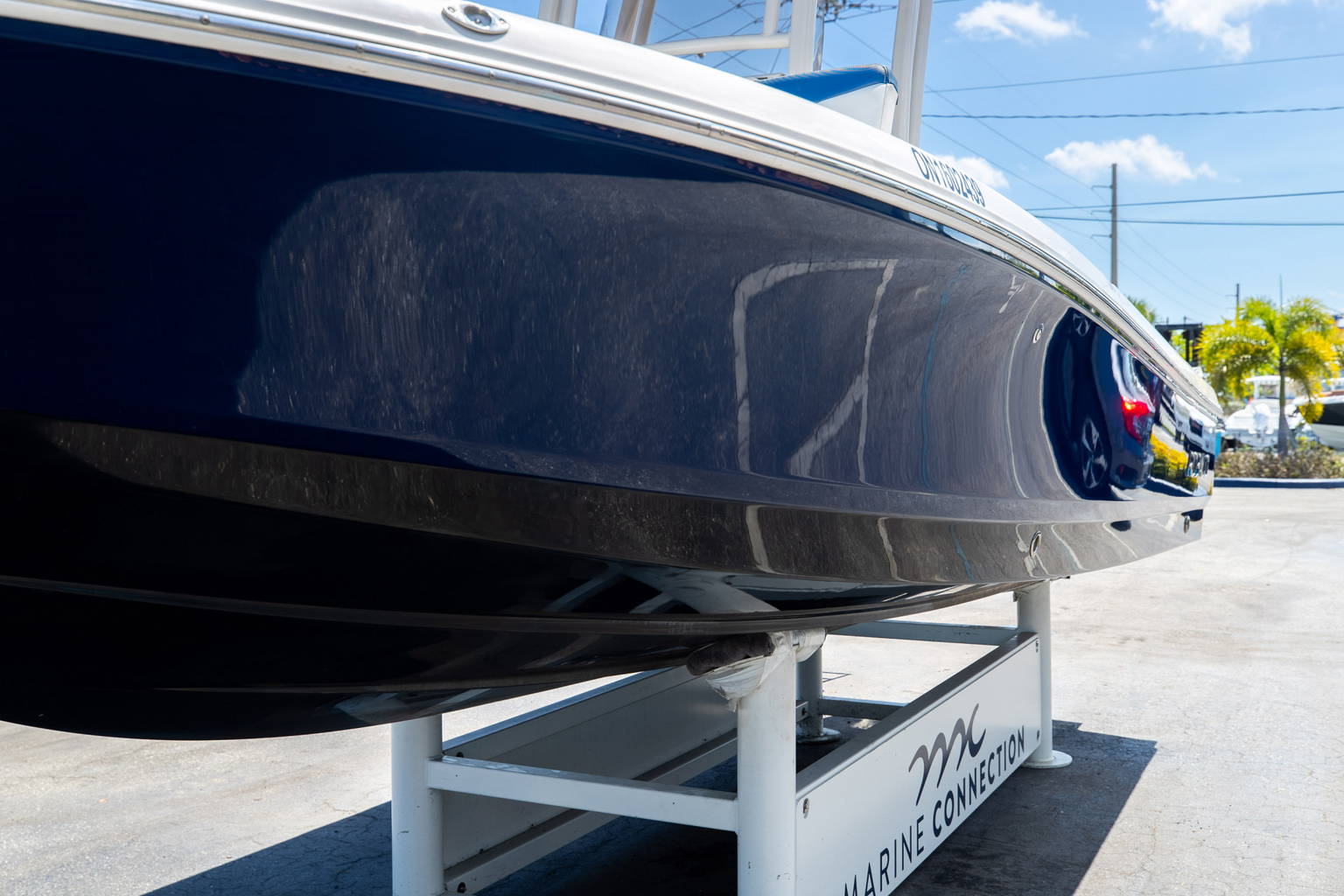 Used 2018 Robalo 226 Cayman #0190 image 6
