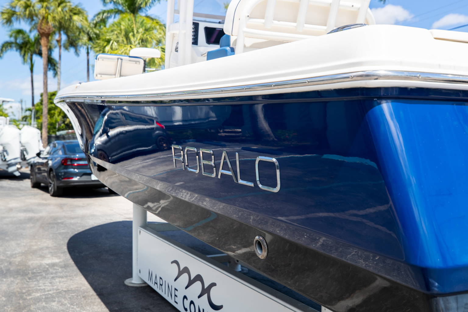 Used 2018 Robalo 226 Cayman #0190 image 9