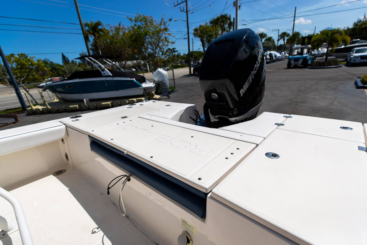 Used 2018 Robalo 226 Cayman #0190 image 18