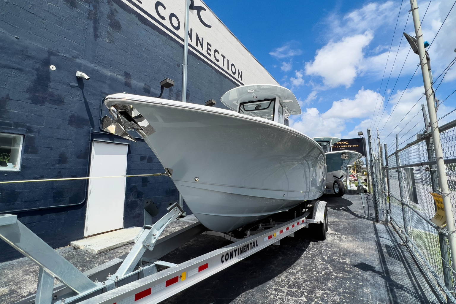 New 2023 Sea Hunt Ultra 275 SE #0356 image 3