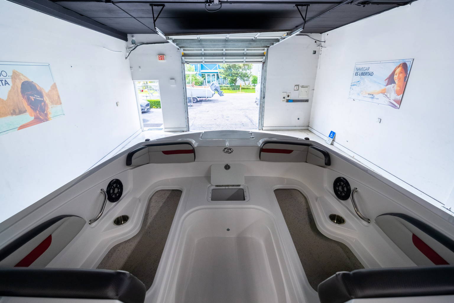 New 2023 Hurricane SunDeck Sport OB SS 205 OB #0004 image 30