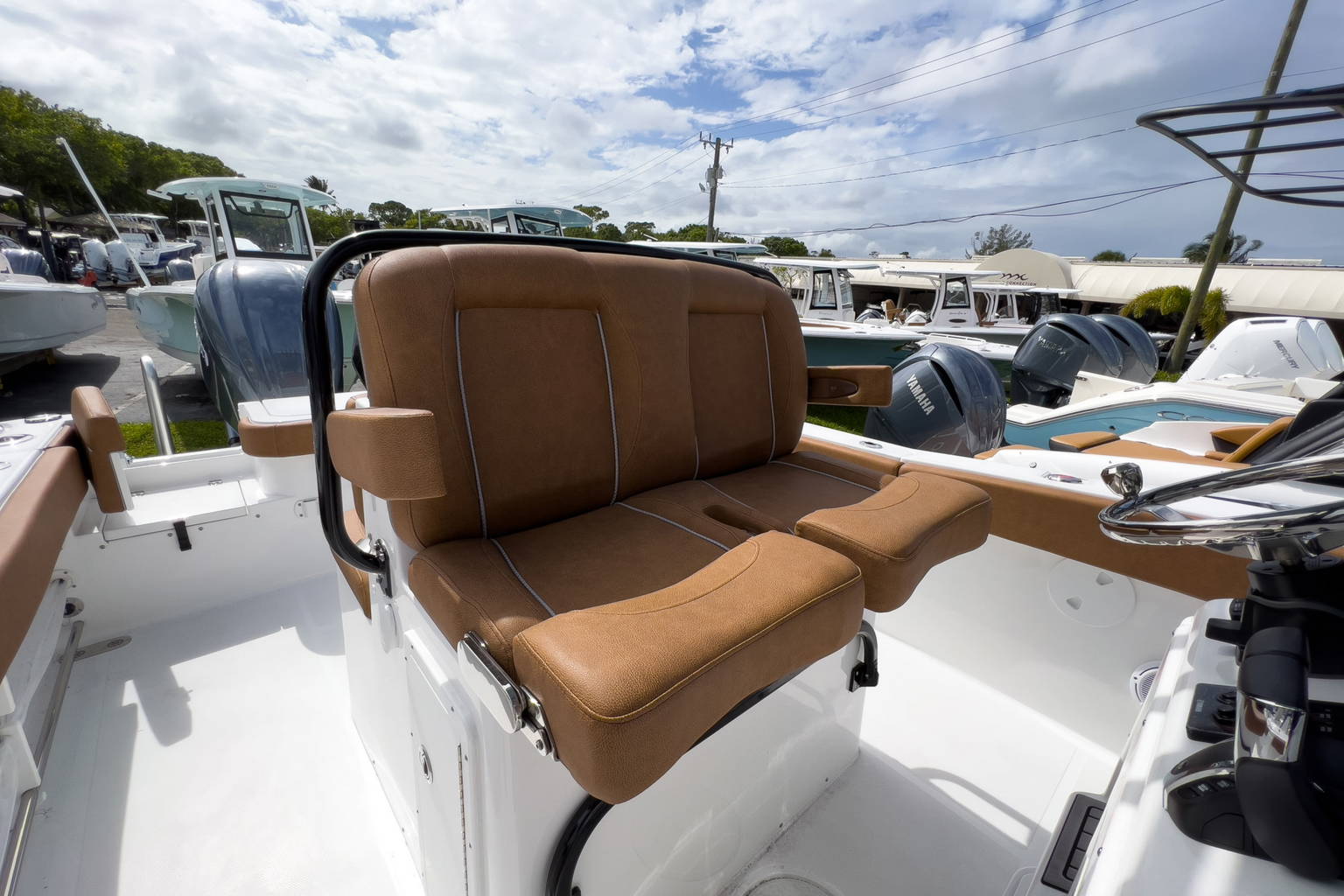 New 2023 Sea Hunt Gamefish 27 FS #0513 image 7