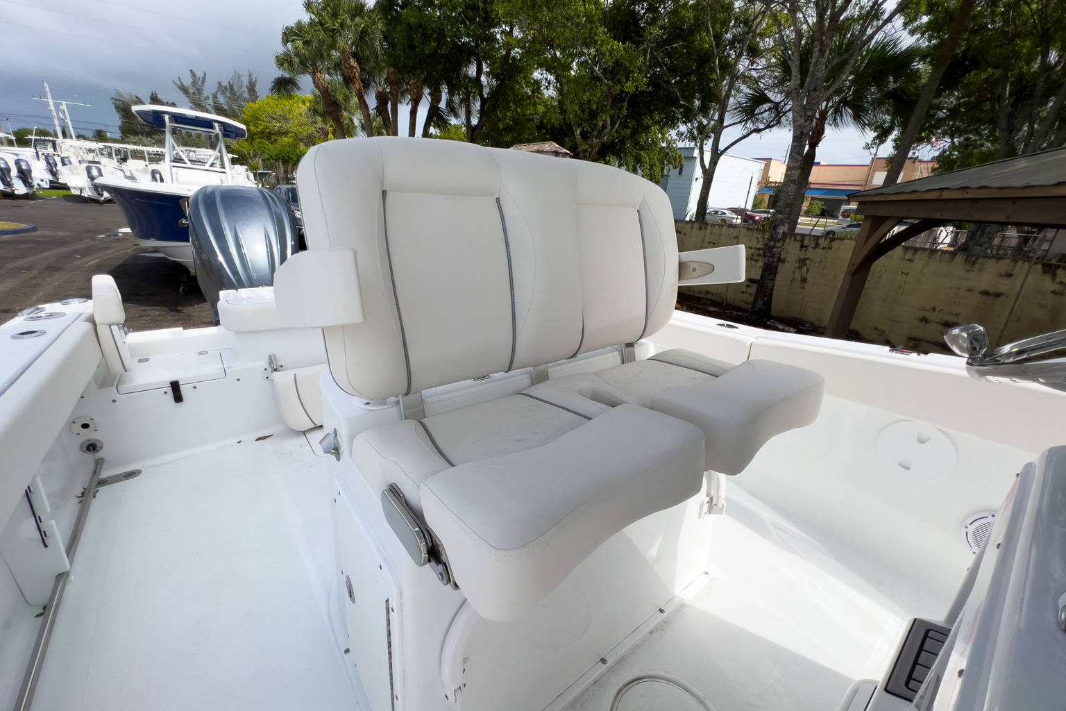 New 2023 Sea Hunt Gamefish 27 CB #0287 image 6