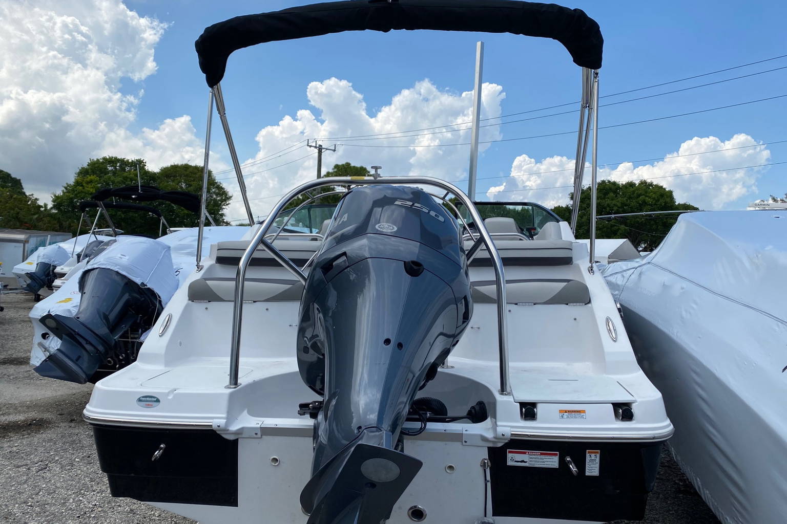 New 2023 Hurricane SunDeck 2486 OB #1874 image 5