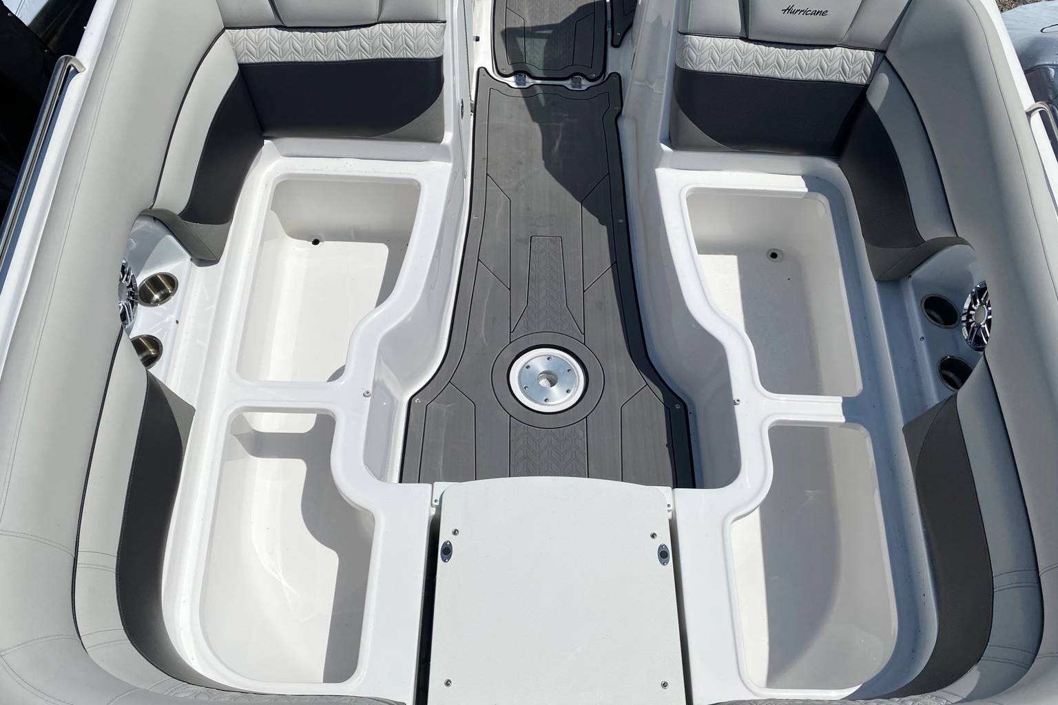 New 2023 Hurricane SunDeck 2486 OB #1874 image 12