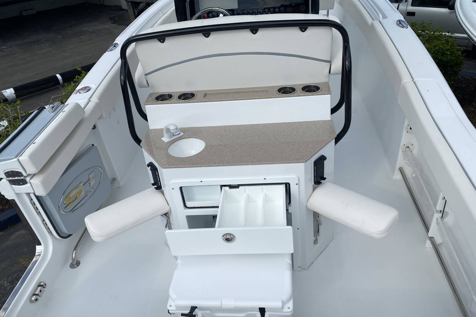 New 2023 Sea Hunt Ultra 255 SE #0387 image 7