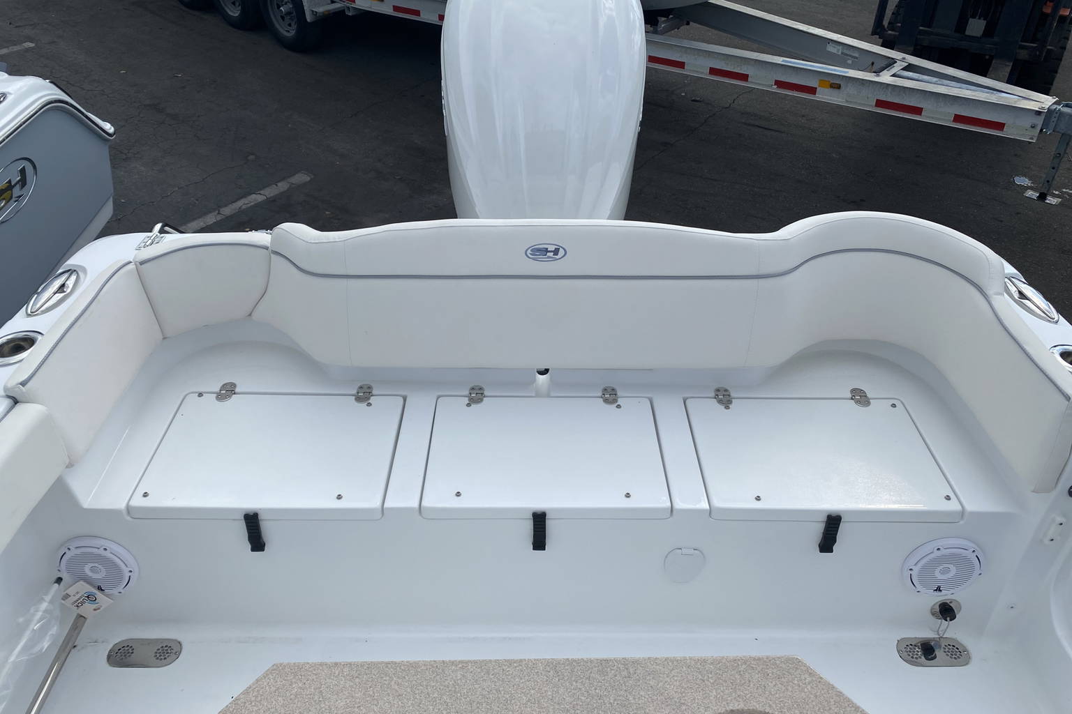 New 2023 Sea Hunt Ultra 255 SE #0387 image 3