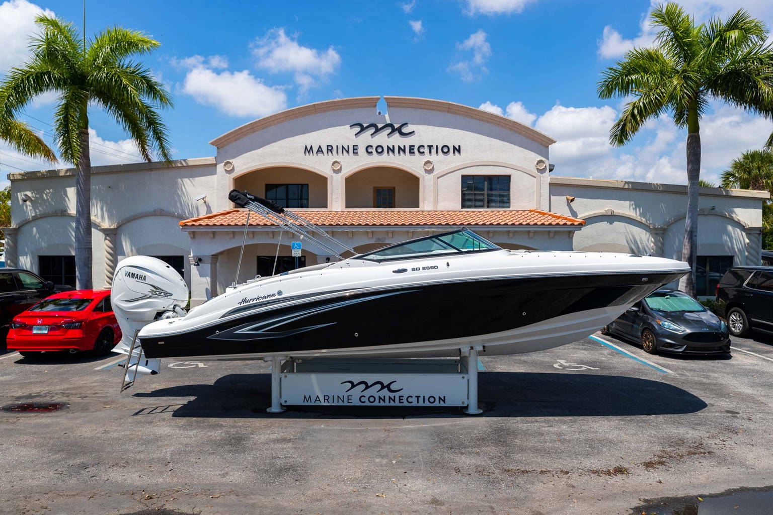 New 2023 Hurricane SunDeck 2690 OB #2034 image 2