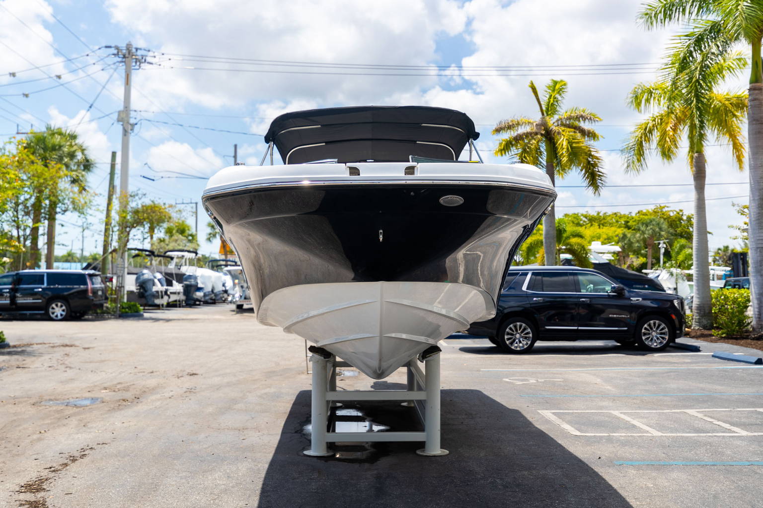 New 2023 Hurricane SunDeck 2690 OB #2034 image 4