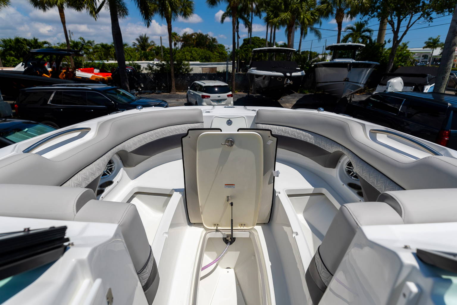 New 2023 Hurricane SunDeck 2690 OB #2034 image 35