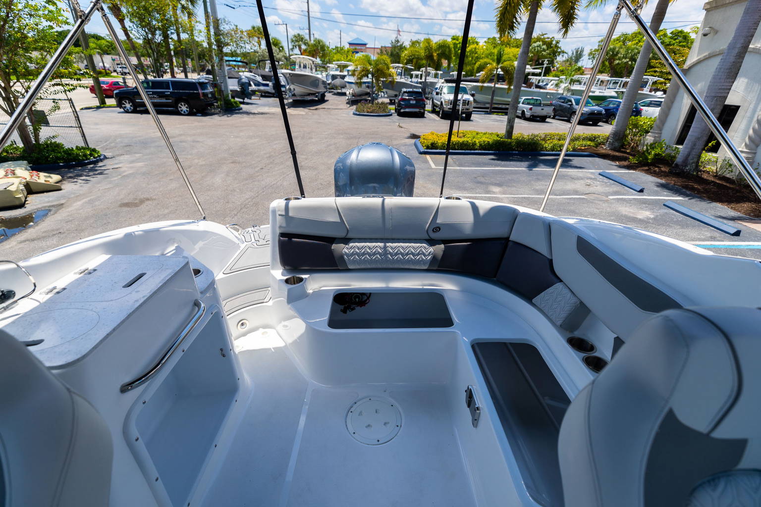 New 2023 Hurricane SunDeck 2400 OB #3285 image 11