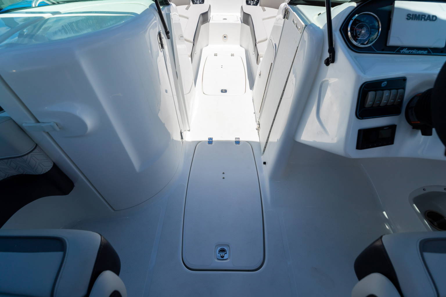 New 2023 Hurricane SunDeck 2400 OB #3285 image 22