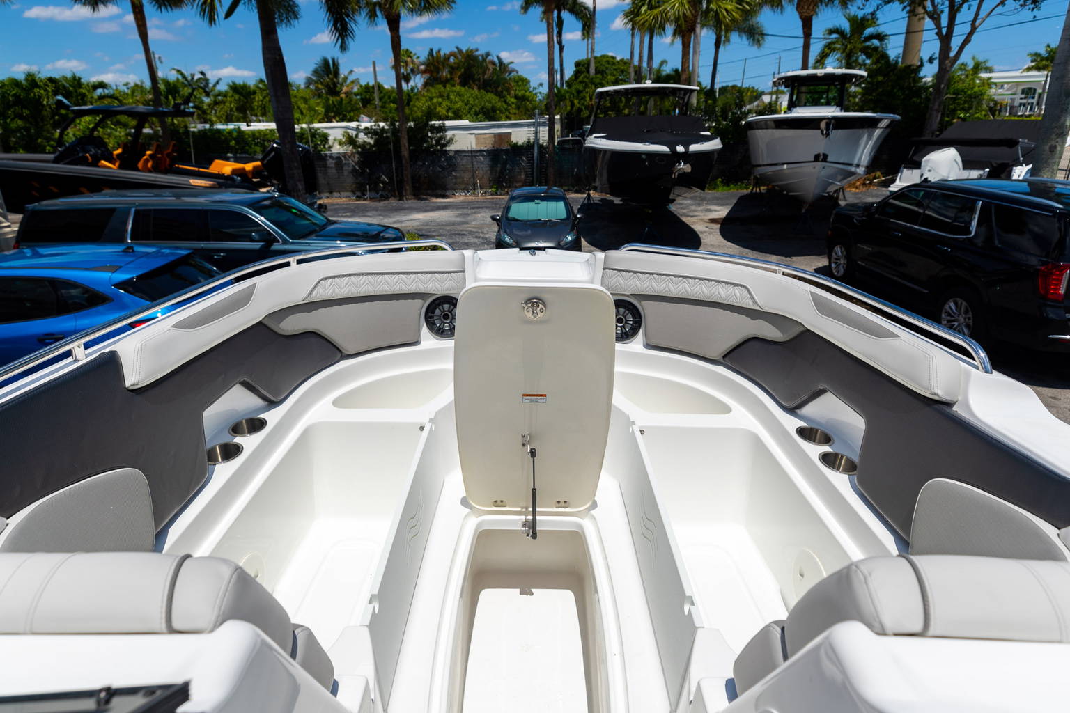 New 2023 Hurricane SunDeck 2400 OB #3285 image 31