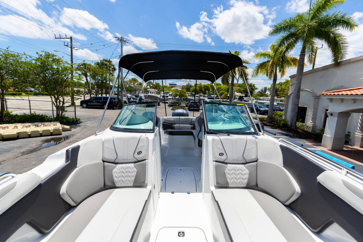 New 2023 Hurricane SunDeck 2400 OB #3285 image 34