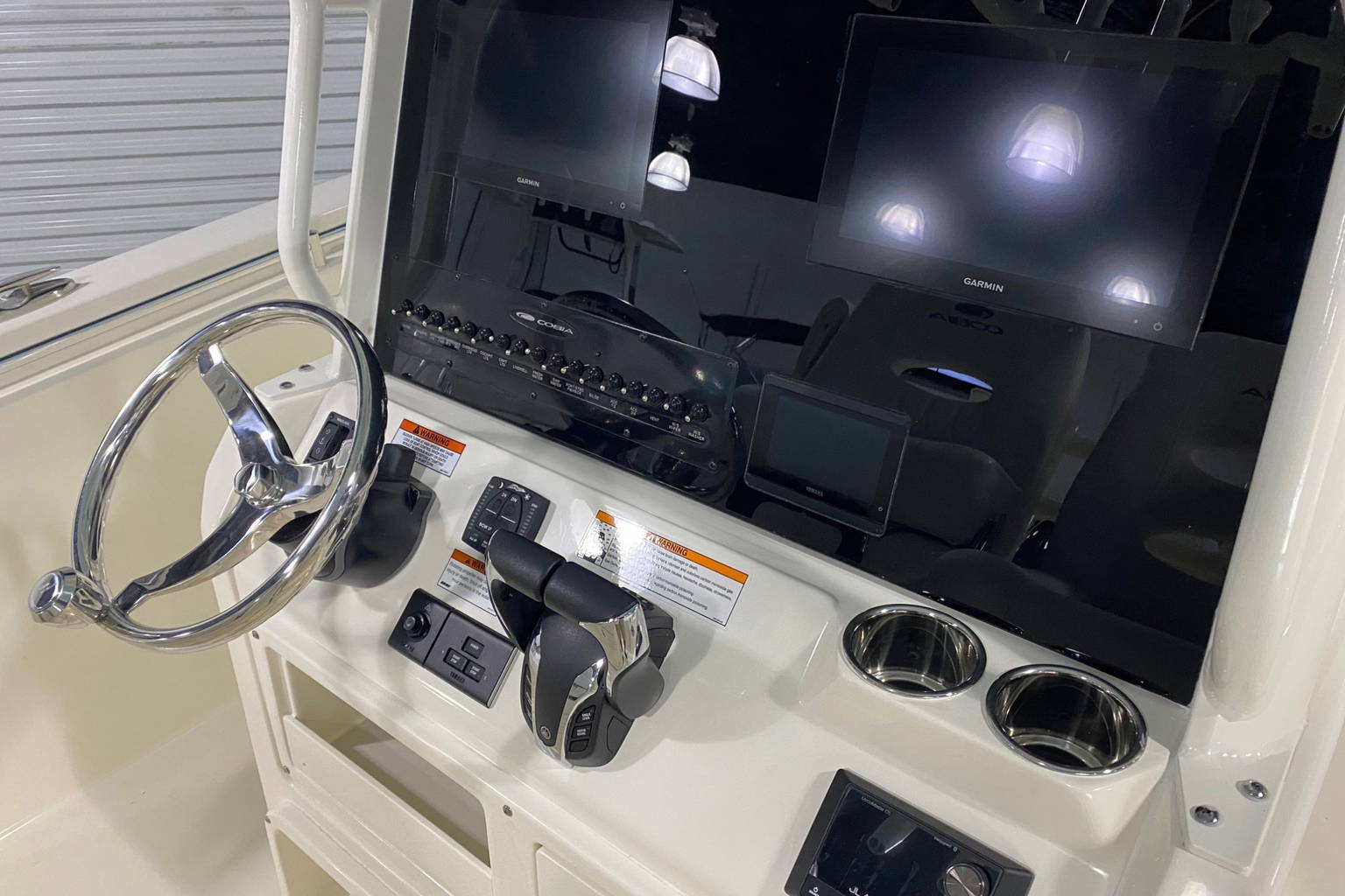 New 2023 Cobia 280 CC #D072 image 5