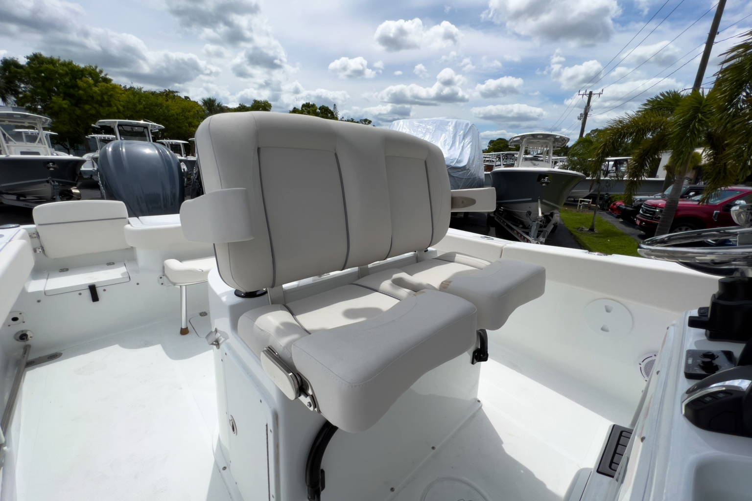 New 2023 Sea Hunt Gamefish 27 CB #0291 image 8