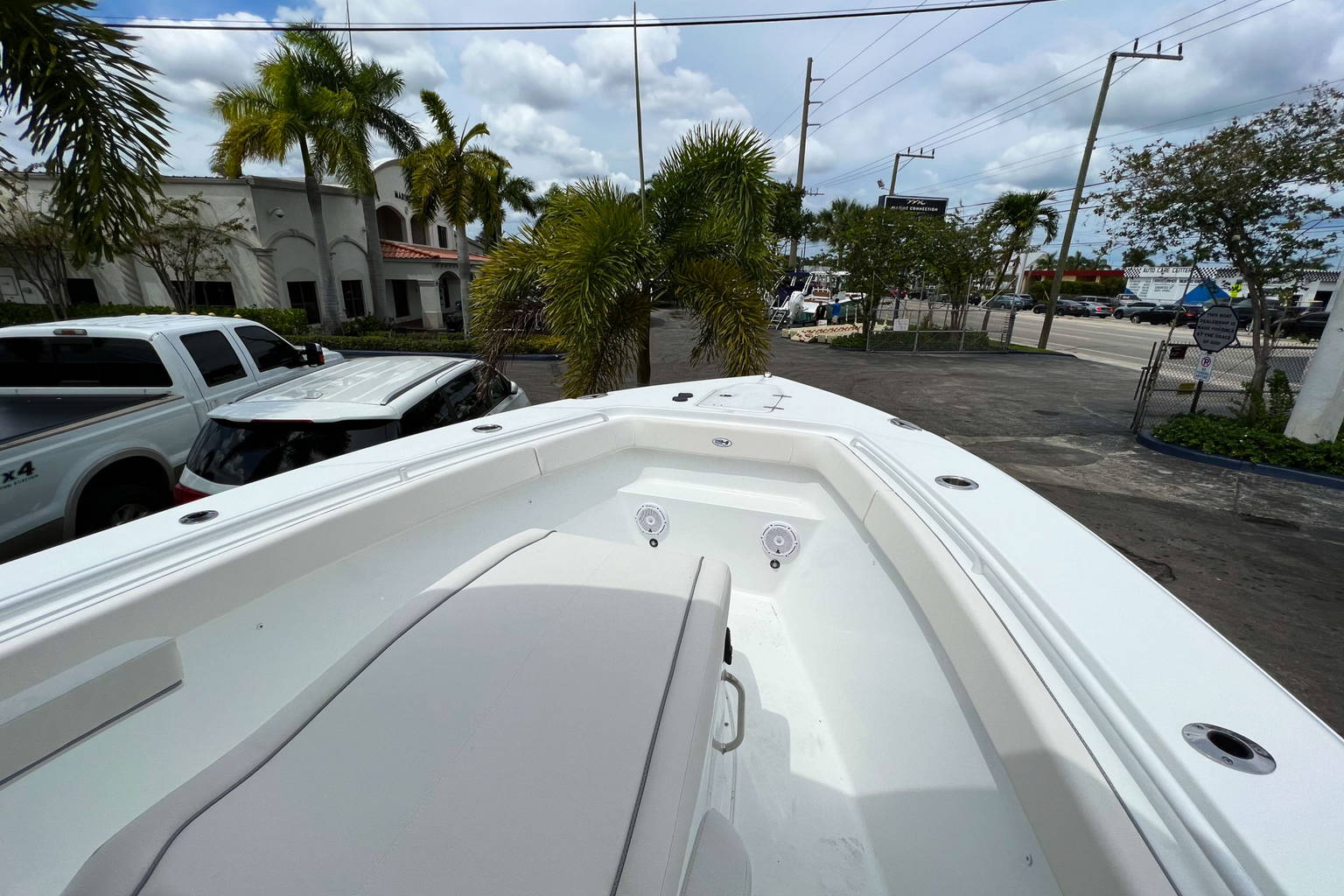 New 2023 Sea Hunt Gamefish 27 CB #0291 image 9