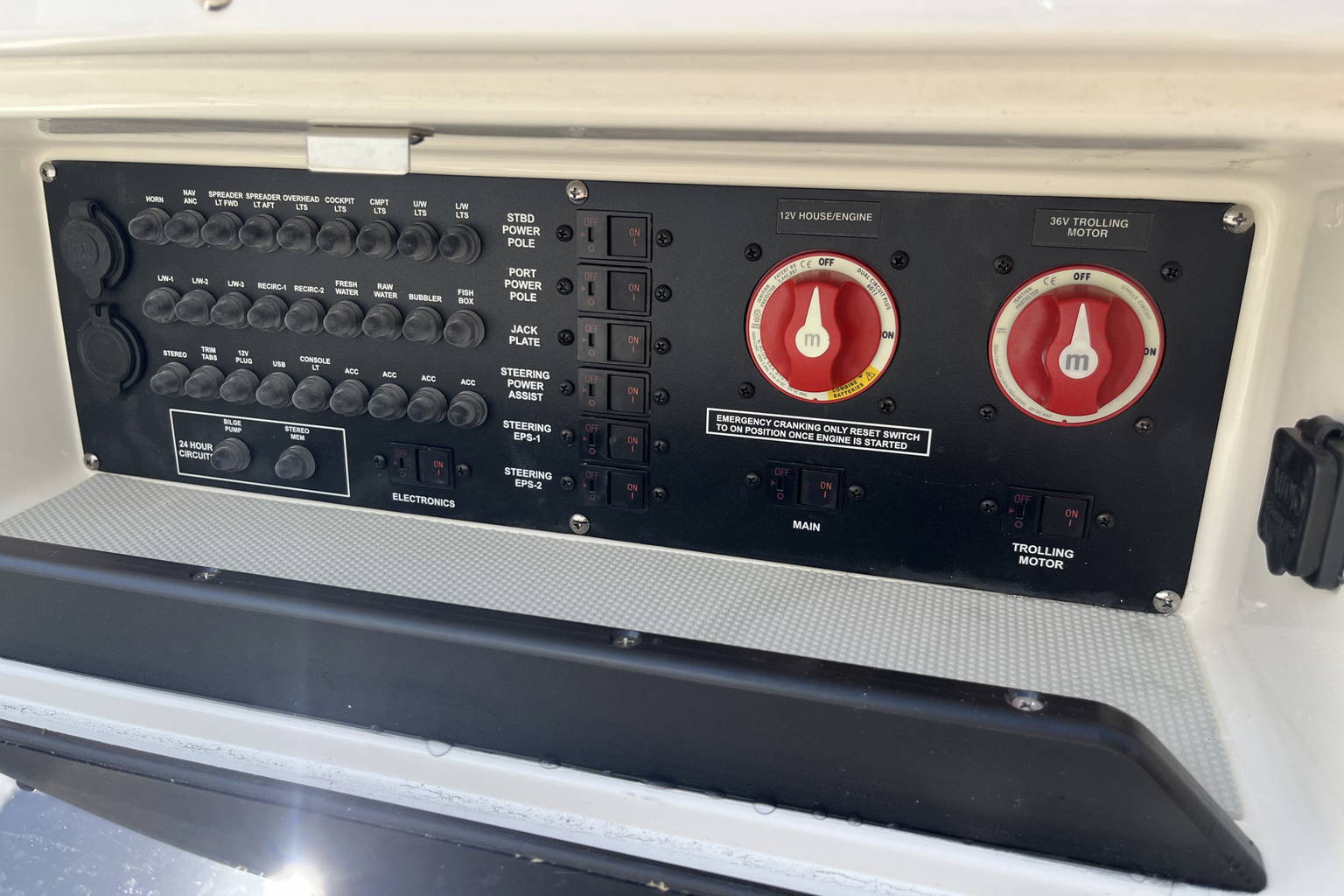 New 2023 Pathfinder 2300 HPS #V028 image 21